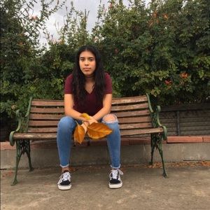 Meet your Posher, Maya